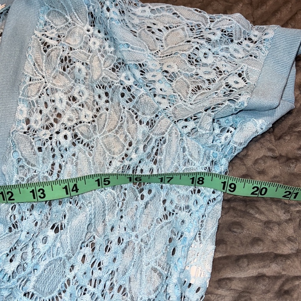 Abollria large blue women’s cover up crochet knit short sleeve NWT - Picture 6 of 10